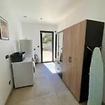 فيلة Moderne Piscine Privative Hauteurs De نيم