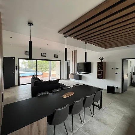Moderne Piscine Privative Hauteurs De 别墅 *
