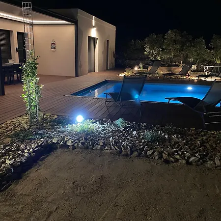 别墅 Moderne Piscine Privative Hauteurs De *